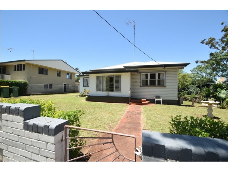 280 Alderley Street, Centenary Heights QLD 4350