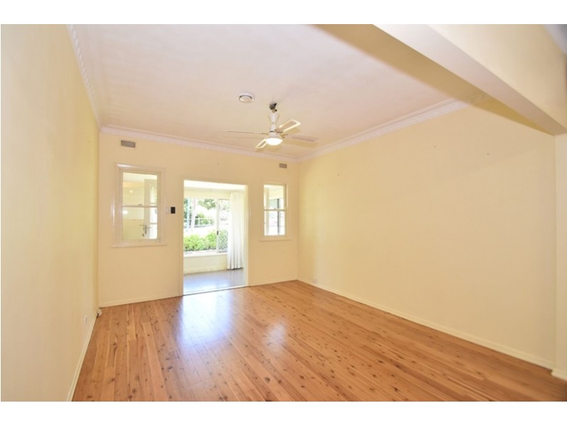 280 Alderley Street, Centenary Heights QLD 4350
