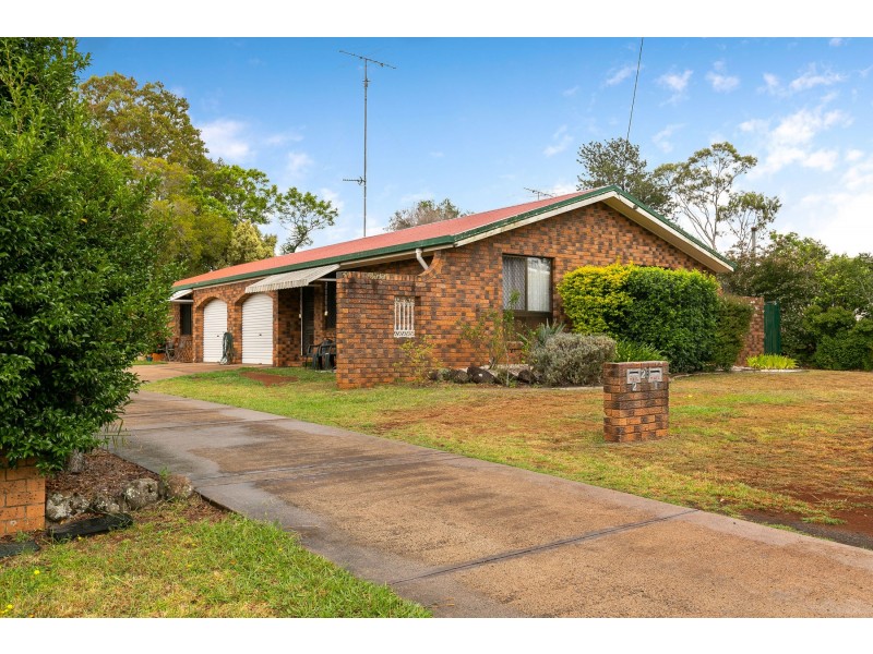 1/23 Friend Street, Harristown QLD 4350