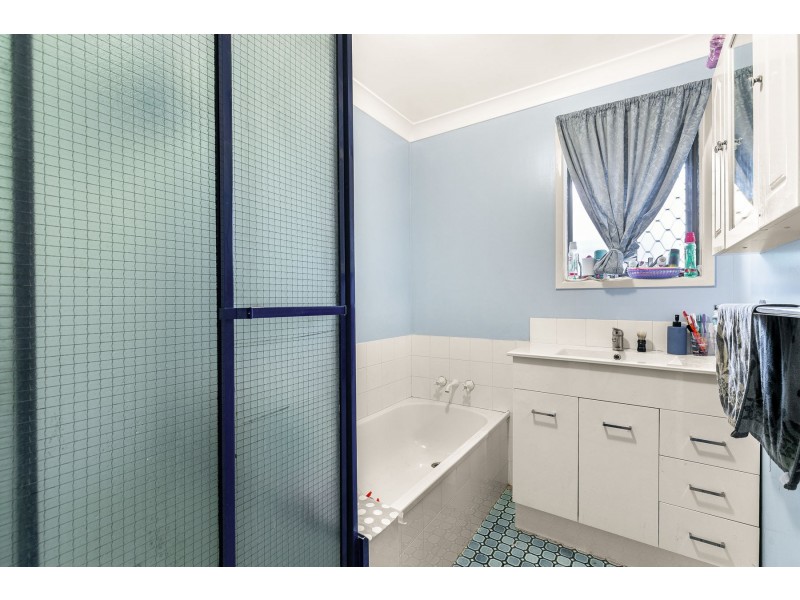 1/23 Friend Street, Harristown QLD 4350