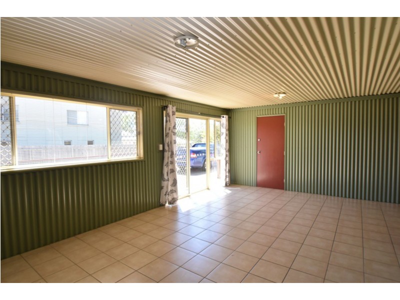 1 Victor Street, East Toowoomba QLD 4350