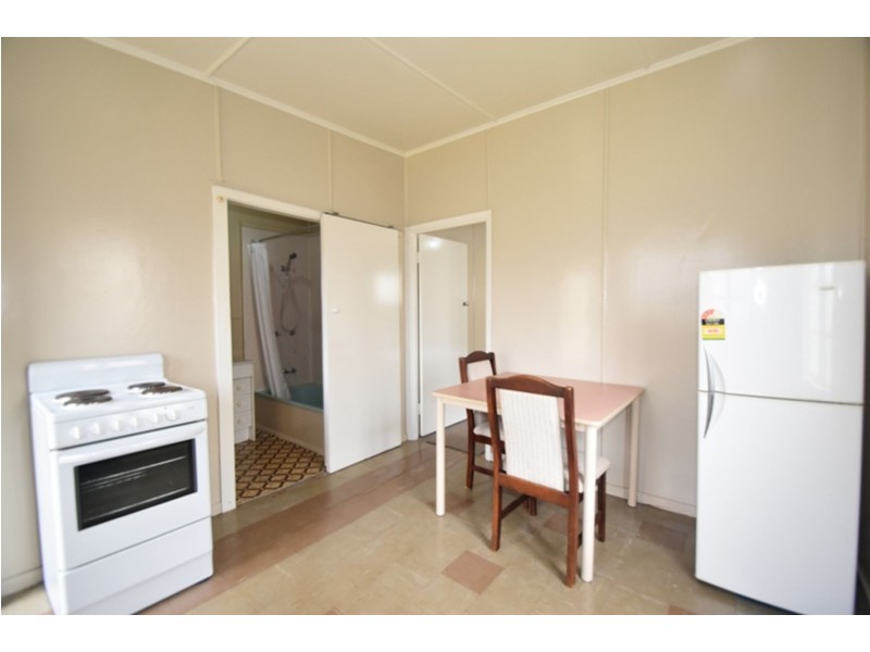 3/204 Long Street, South Toowoomba QLD 4350