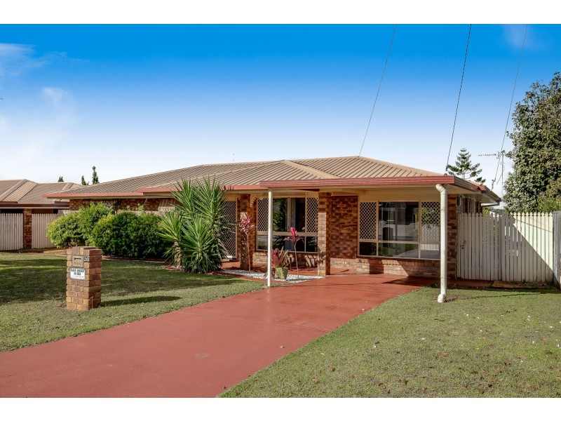 26 Broadfoot Street, Kearneys Spring QLD 4350