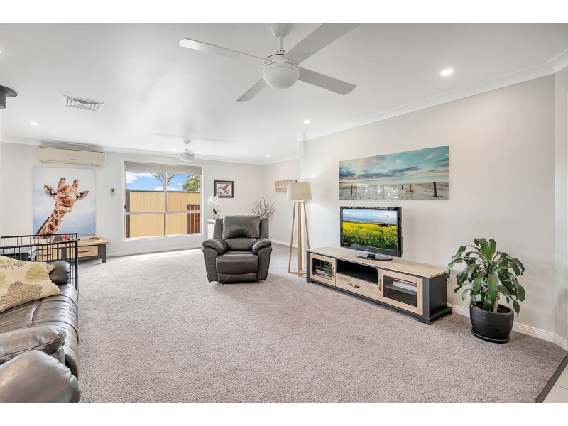 12 Bayley Street, Pittsworth QLD 4356