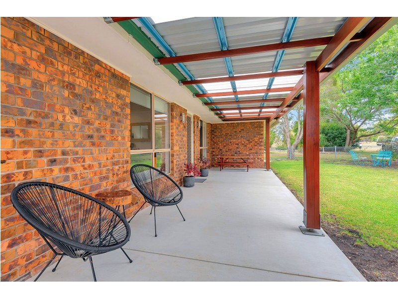 12 Bayley Street, Pittsworth QLD 4356