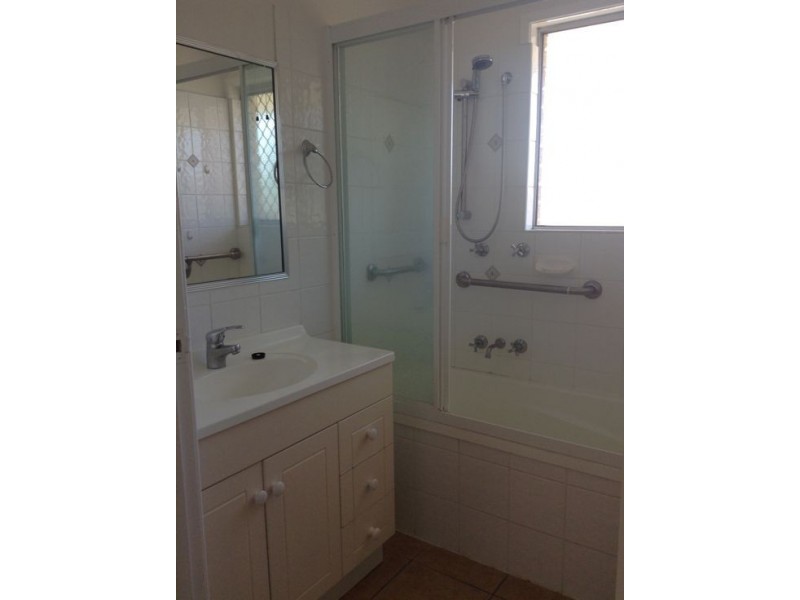 1/36 Crotty Street, Centenary Heights QLD 4350