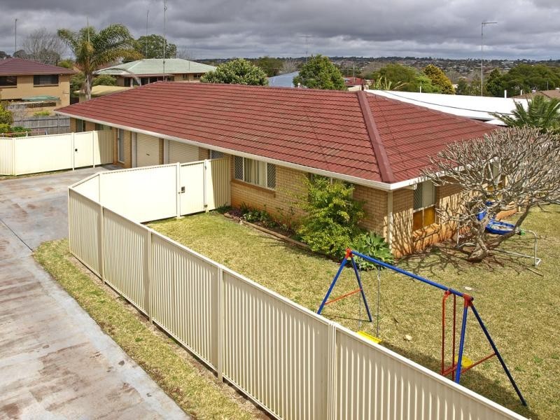 1/36 Crotty Street, Centenary Heights QLD 4350