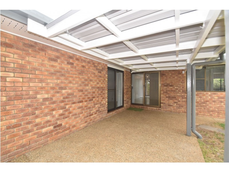 4 Radiata Court, Darling Heights QLD 4350