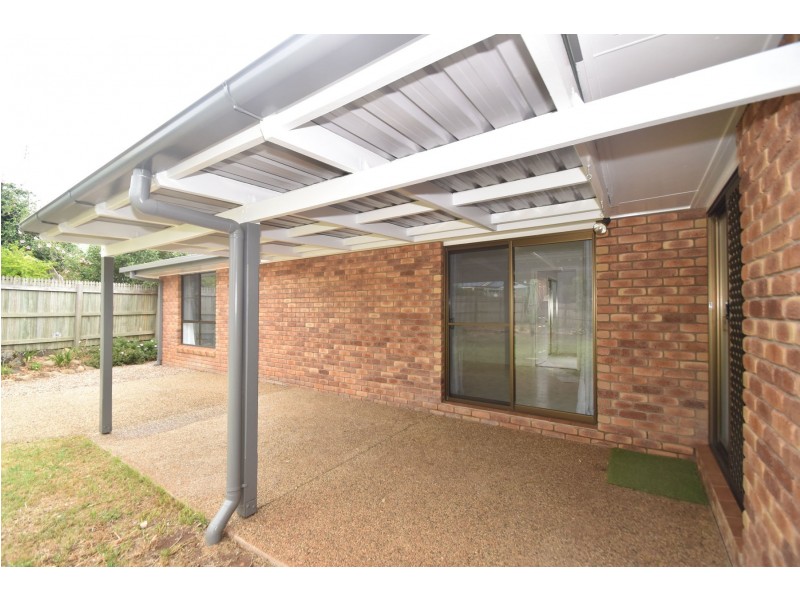 4 Radiata Court, Darling Heights QLD 4350