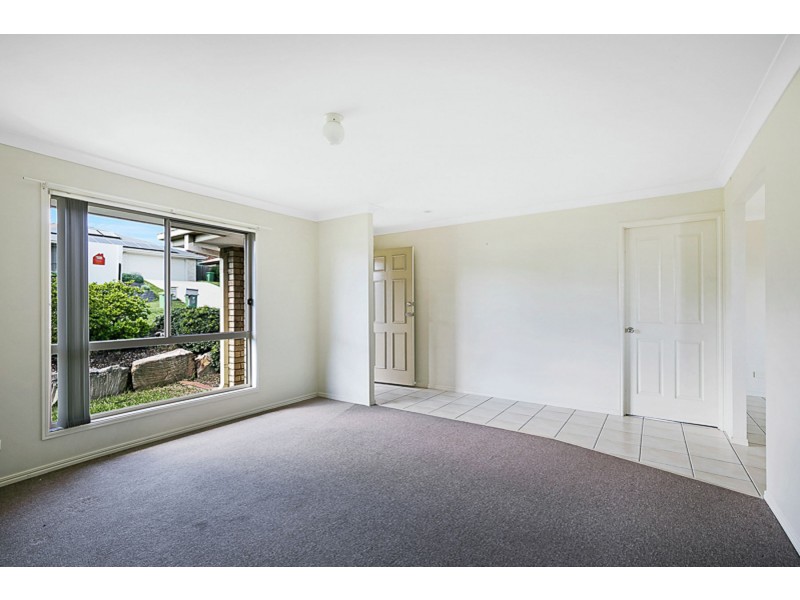 5 Cuttaburra Crescent, Glenvale QLD 4350