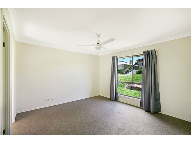 5 Cuttaburra Crescent, Glenvale QLD 4350