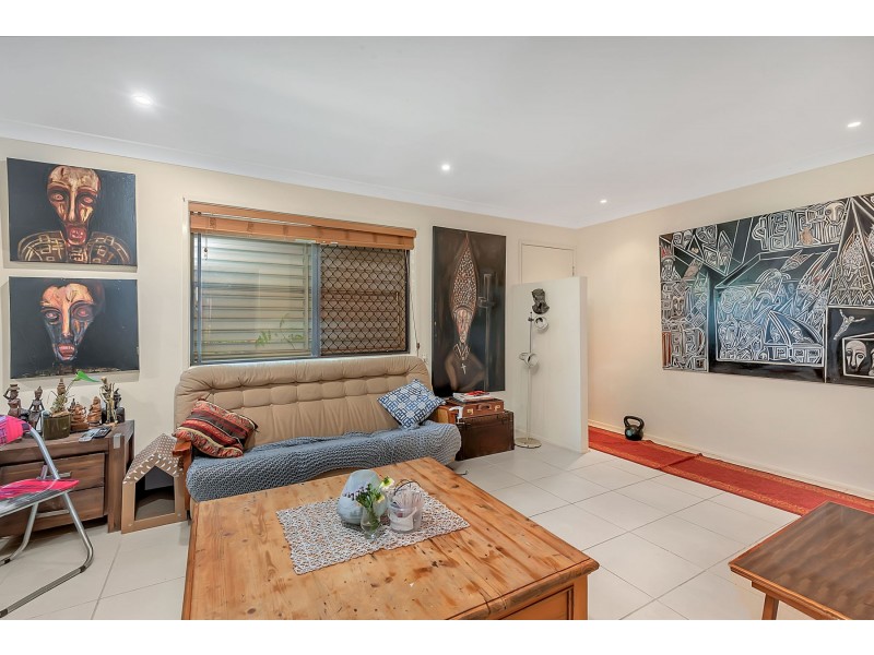 374 Hume Street, Centenary Heights QLD 4350