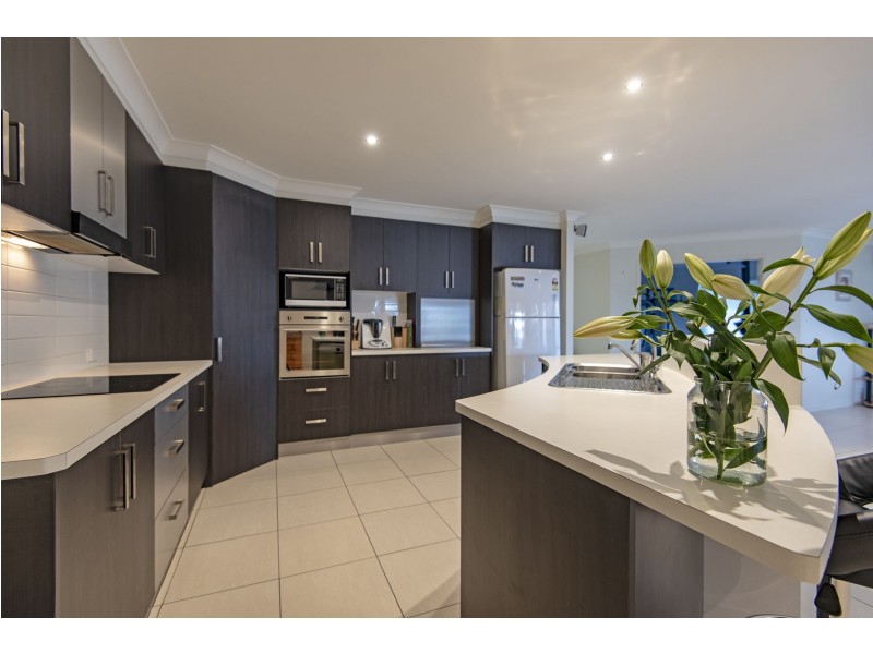 14 Wellington Street, Wyreema QLD 4352