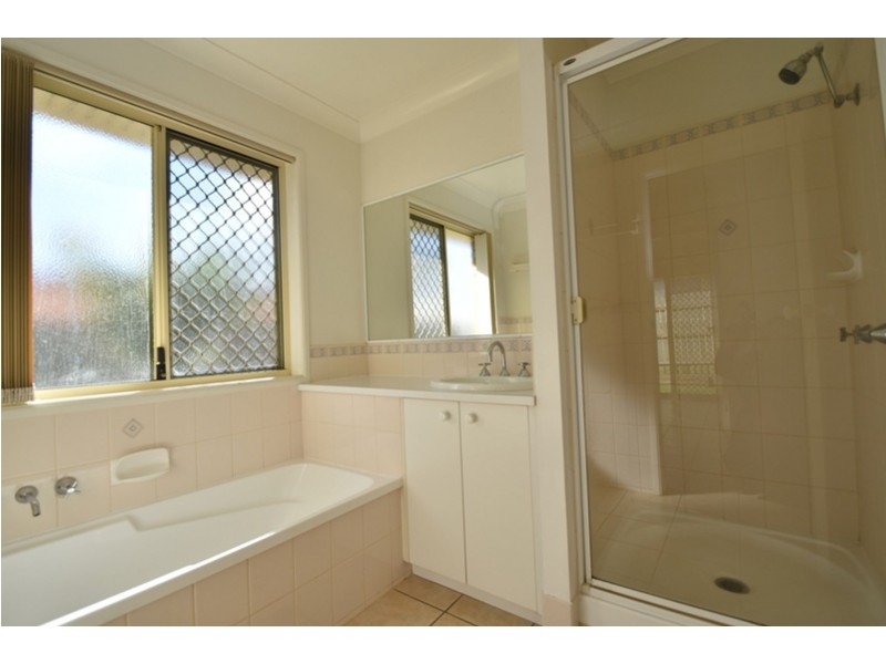 10 Goodman Court, Middle Ridge QLD 4350