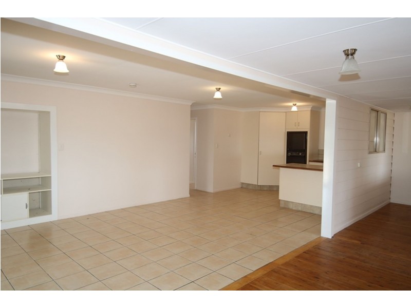 29 William Street, Cambooya QLD 4358