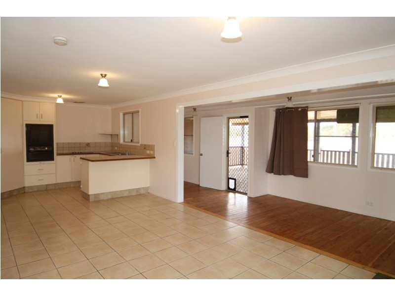 29 William Street, Cambooya QLD 4358