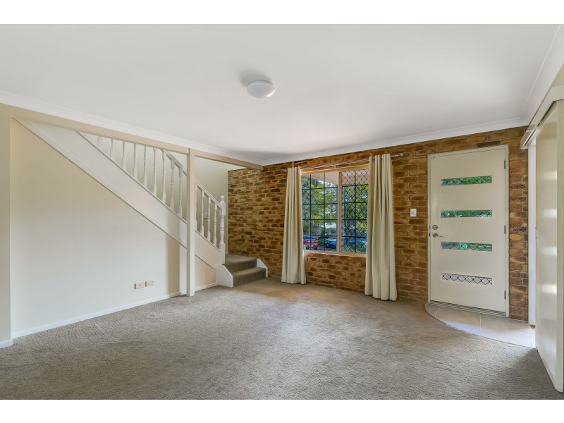 2/1 Tracey Street, Rangeville QLD 4350