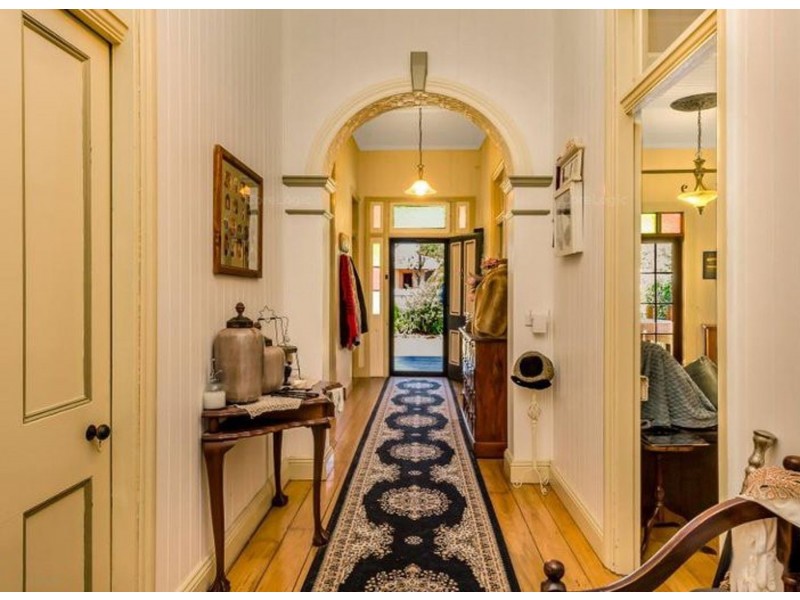 31 Healy Street, South Toowoomba QLD 4350