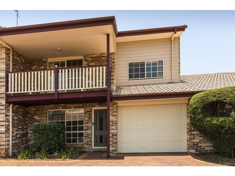 2/228 Mackenzie Street, Rangeville QLD 4350