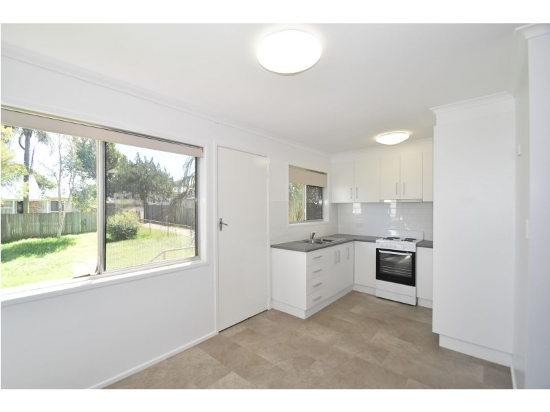 19 Coates Street, Centenary Heights QLD 4350