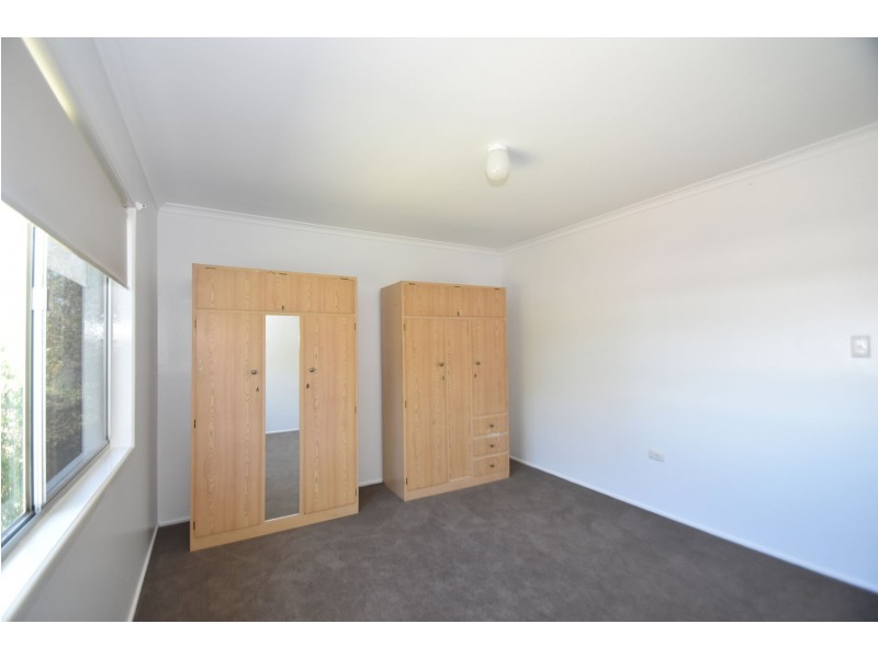 19 Coates Street, Centenary Heights QLD 4350