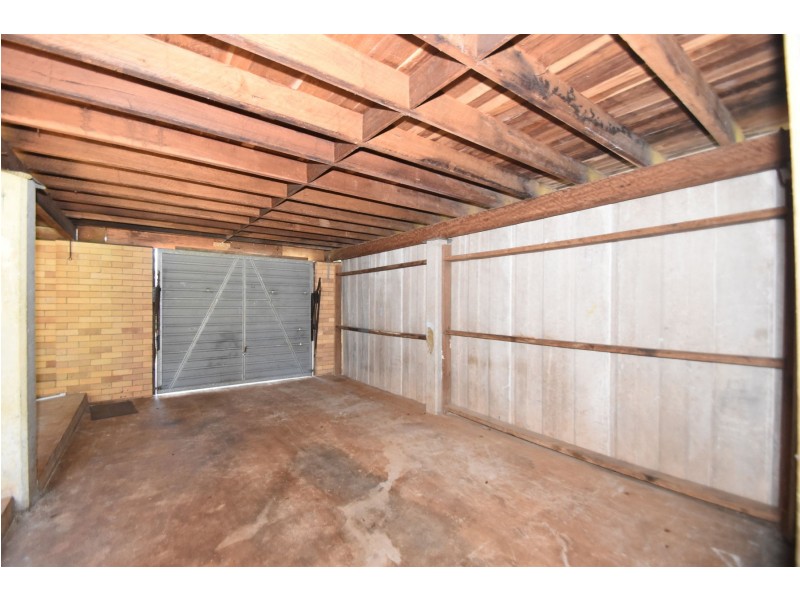 19 Coates Street, Centenary Heights QLD 4350