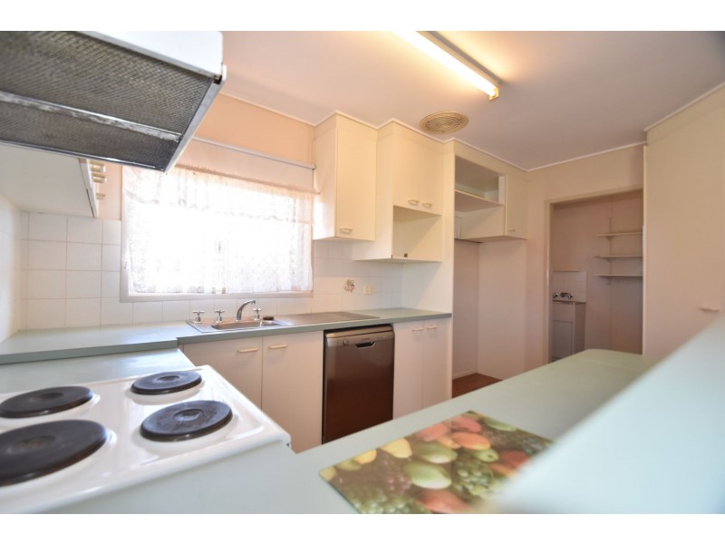 25 Paradise Street, Harristown QLD 4350