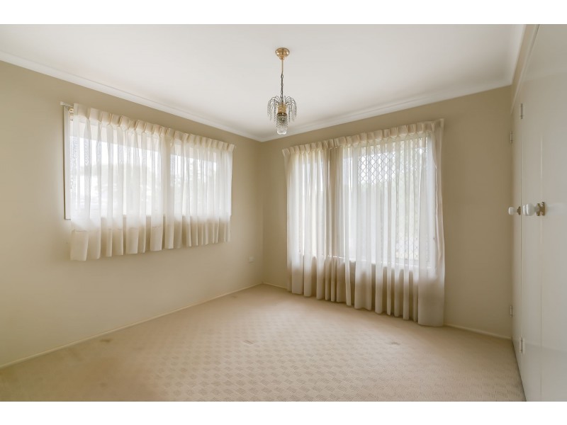 25 Wyalla Street, Newtown QLD 4350
