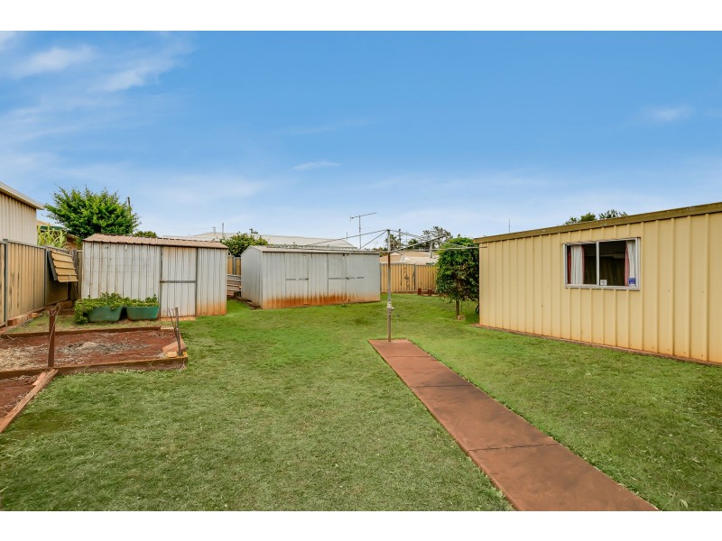 25 Wyalla Street, Newtown QLD 4350