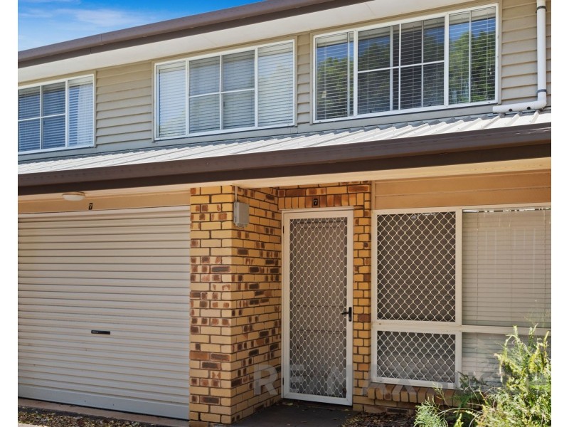 7/233 Hume Street, South Toowoomba QLD 4350