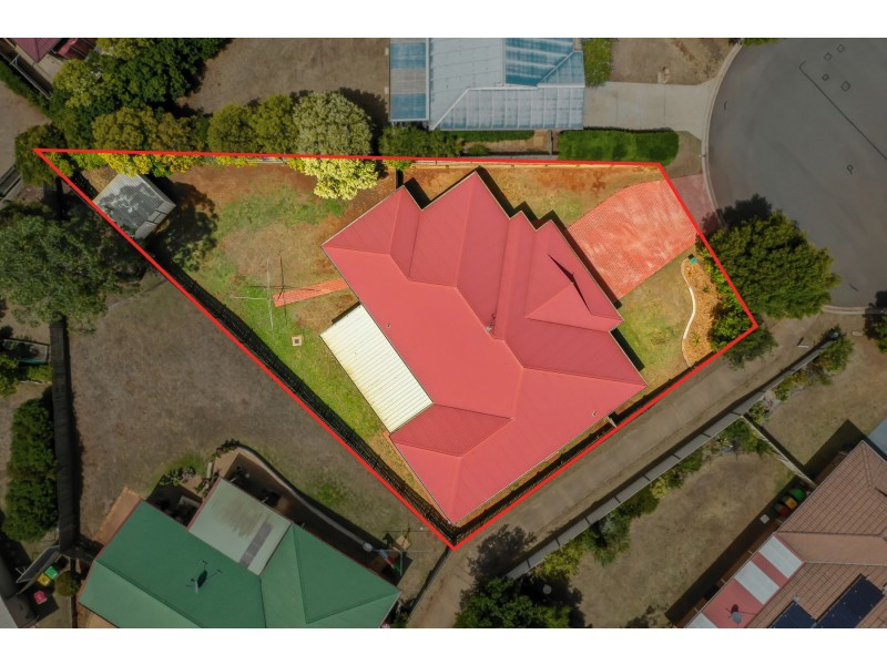 3 Kensington Court, Darling Heights QLD 4350
