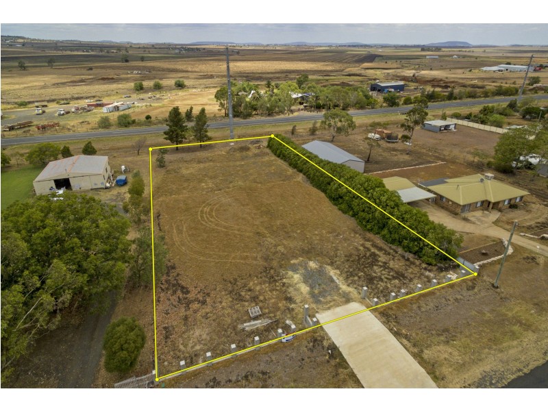 124-126 Main Street, Westbrook QLD 4350