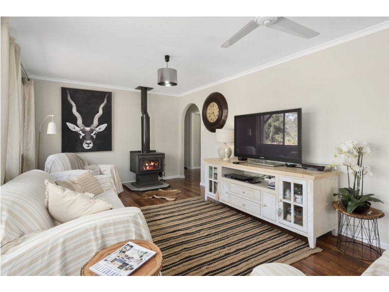 745 Murphys Creek Road, Upper Lockyer QLD 4352