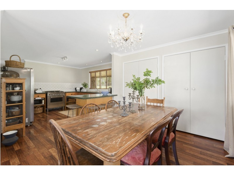 745 Murphys Creek Road, Upper Lockyer QLD 4352