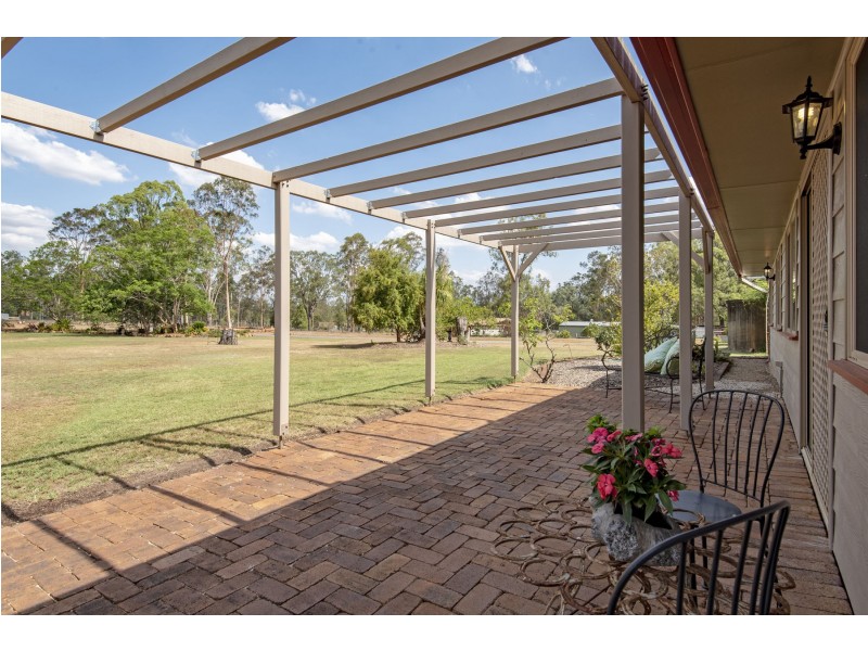 745 Murphys Creek Road, Upper Lockyer QLD 4352