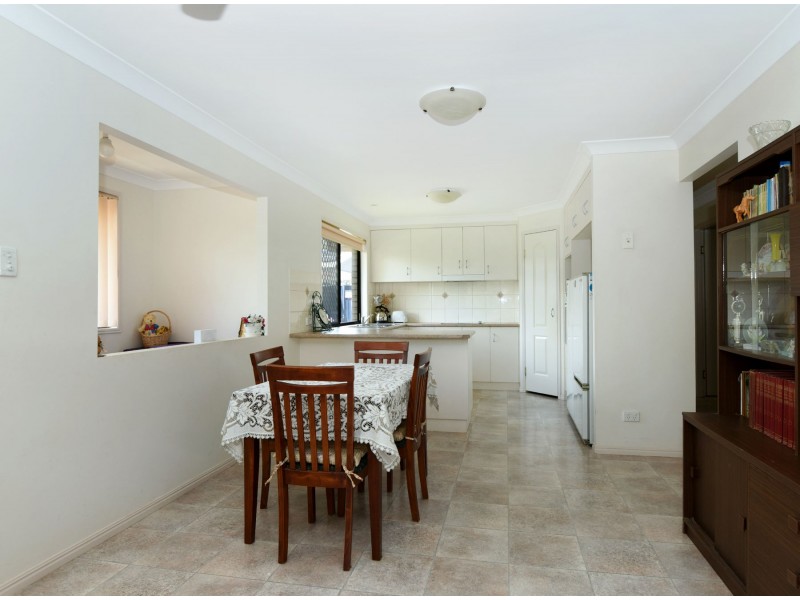 12 Underwood Crescent, Harristown QLD 4350