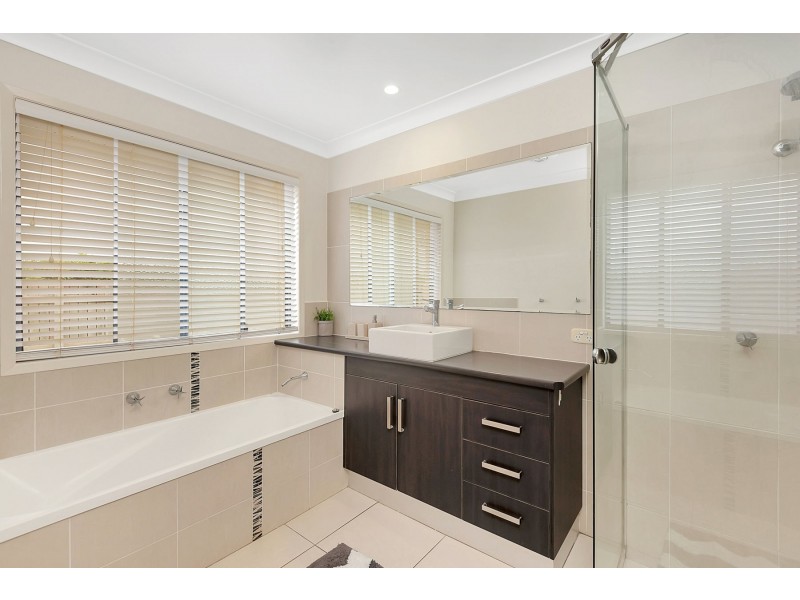 34 Elizabeth Street, Westbrook QLD 4350