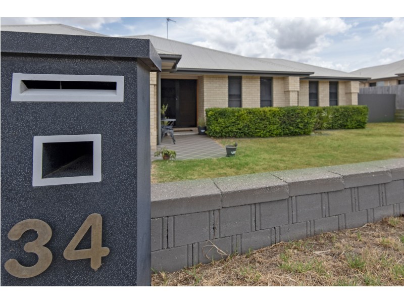 34 Elizabeth Street, Westbrook QLD 4350