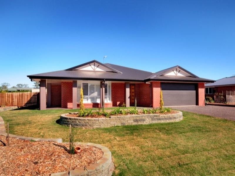 34 Highland Park Road, Meringandan West QLD 4352
