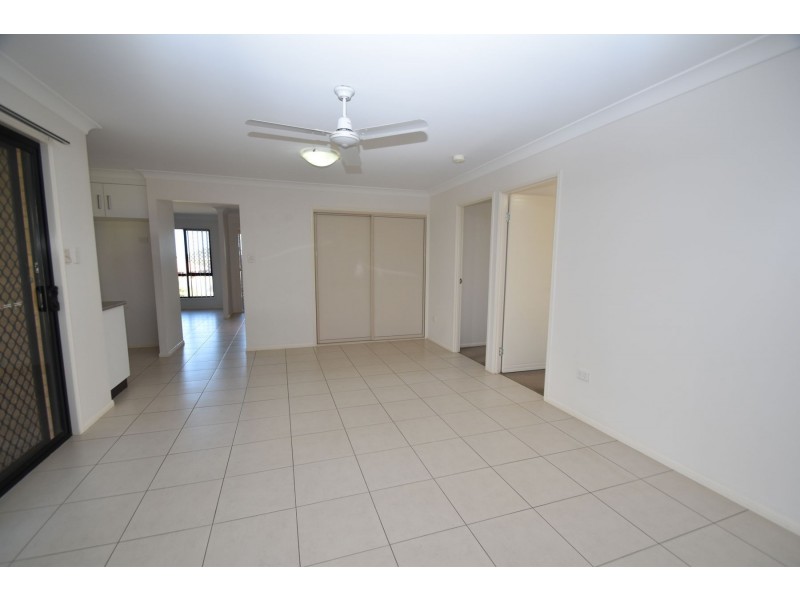 8 Balonne Drive, Glenvale QLD 4350