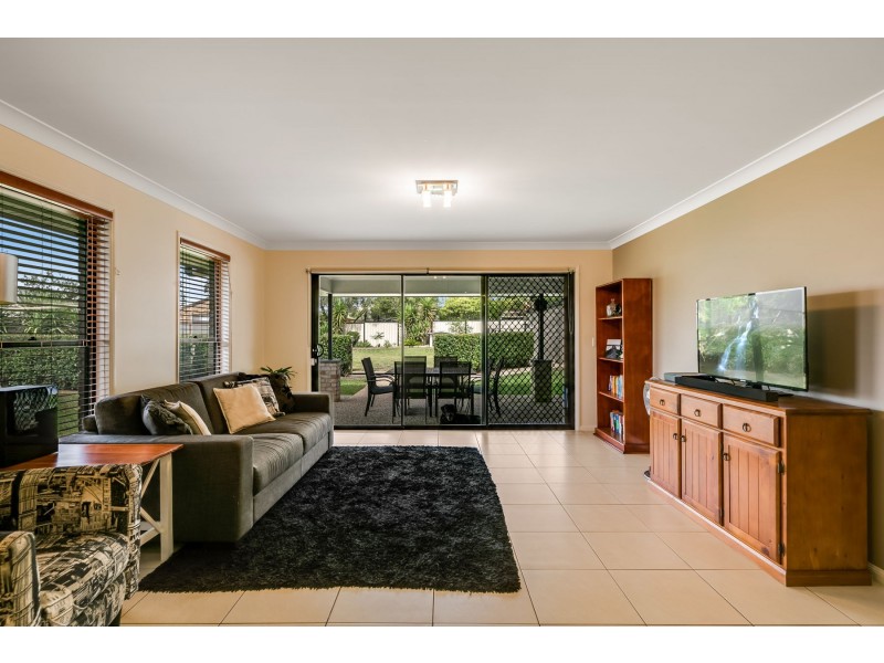 17 Thomas Street, Cambooya QLD 4358