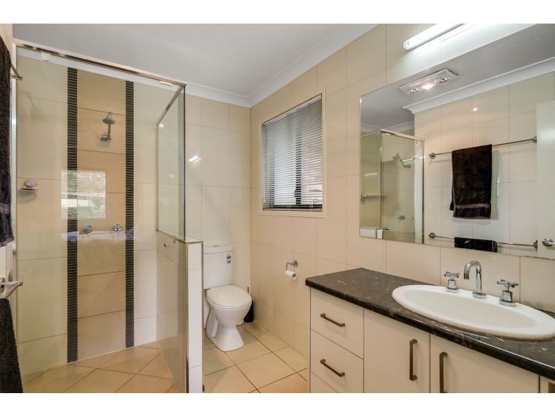 17 Thomas Street, Cambooya QLD 4358