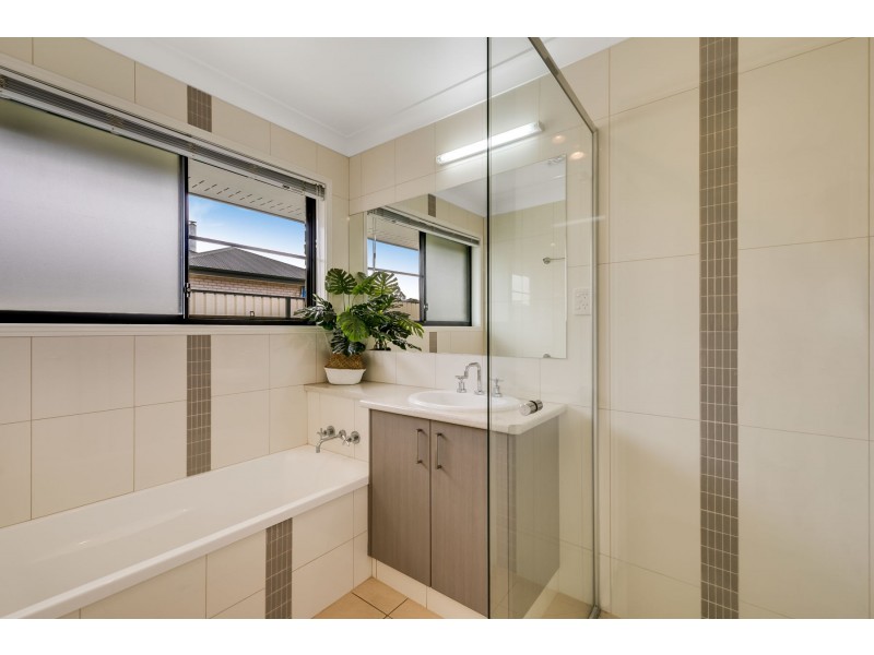 17 Thomas Street, Cambooya QLD 4358
