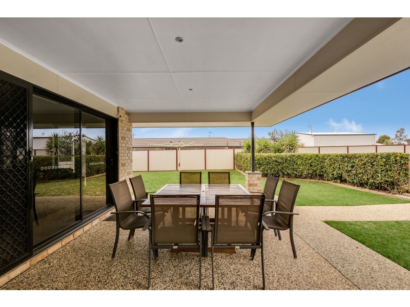 17 Thomas Street, Cambooya QLD 4358