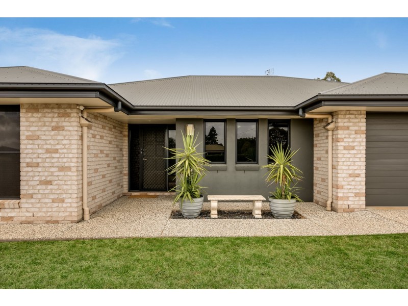 17 Thomas Street, Cambooya QLD 4358