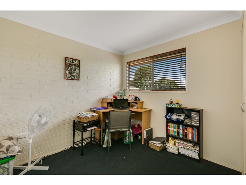 2/279B Alderley Street, Centenary Heights QLD 4350