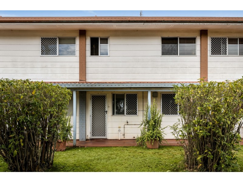 2/279B Alderley Street, Centenary Heights QLD 4350