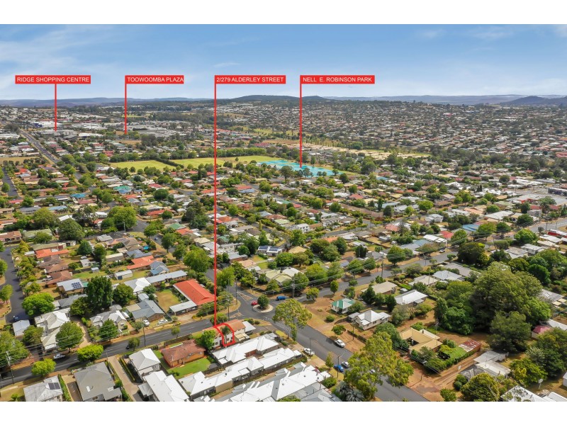 2/279B Alderley Street, Centenary Heights QLD 4350