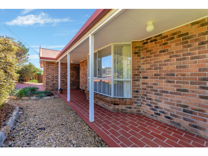 209 Stenner Street, Centenary Heights QLD 4350