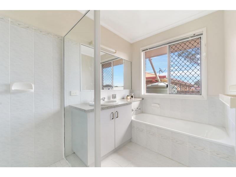 209 Stenner Street, Centenary Heights QLD 4350
